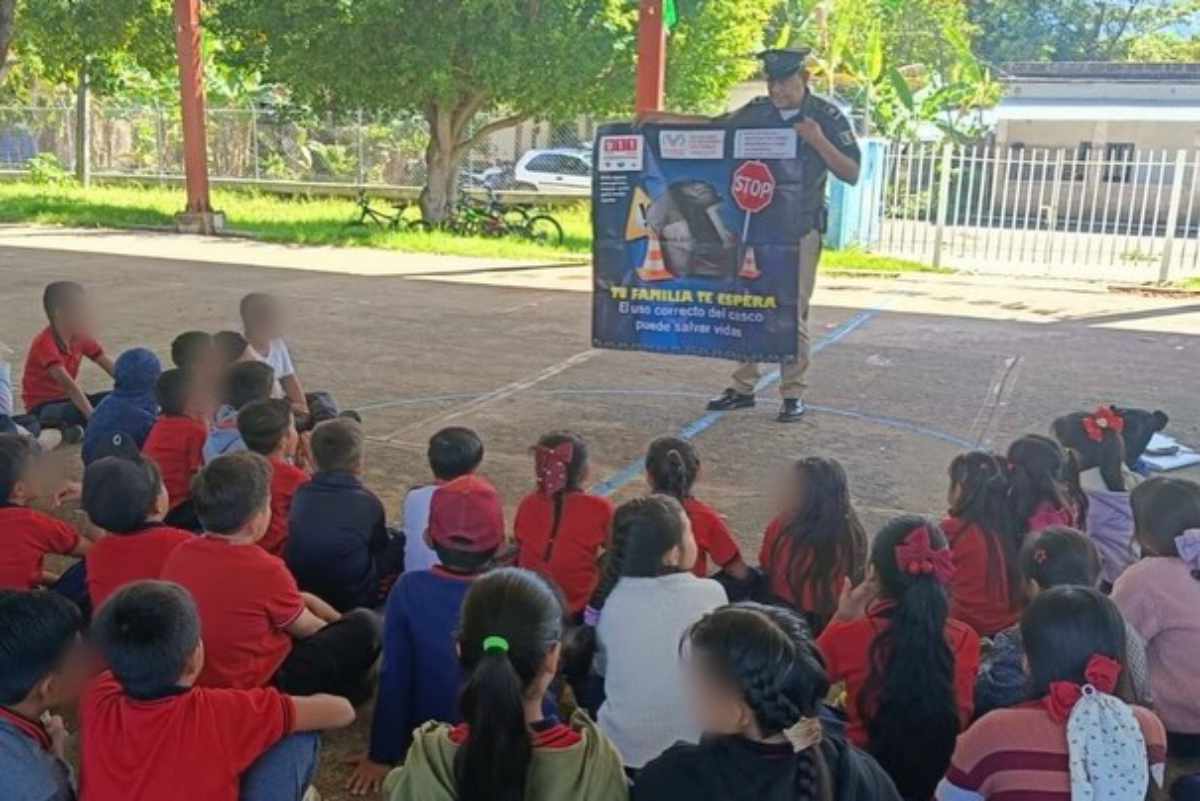 SSP imparte curso de educación vial a diversos sectores de Chiapas