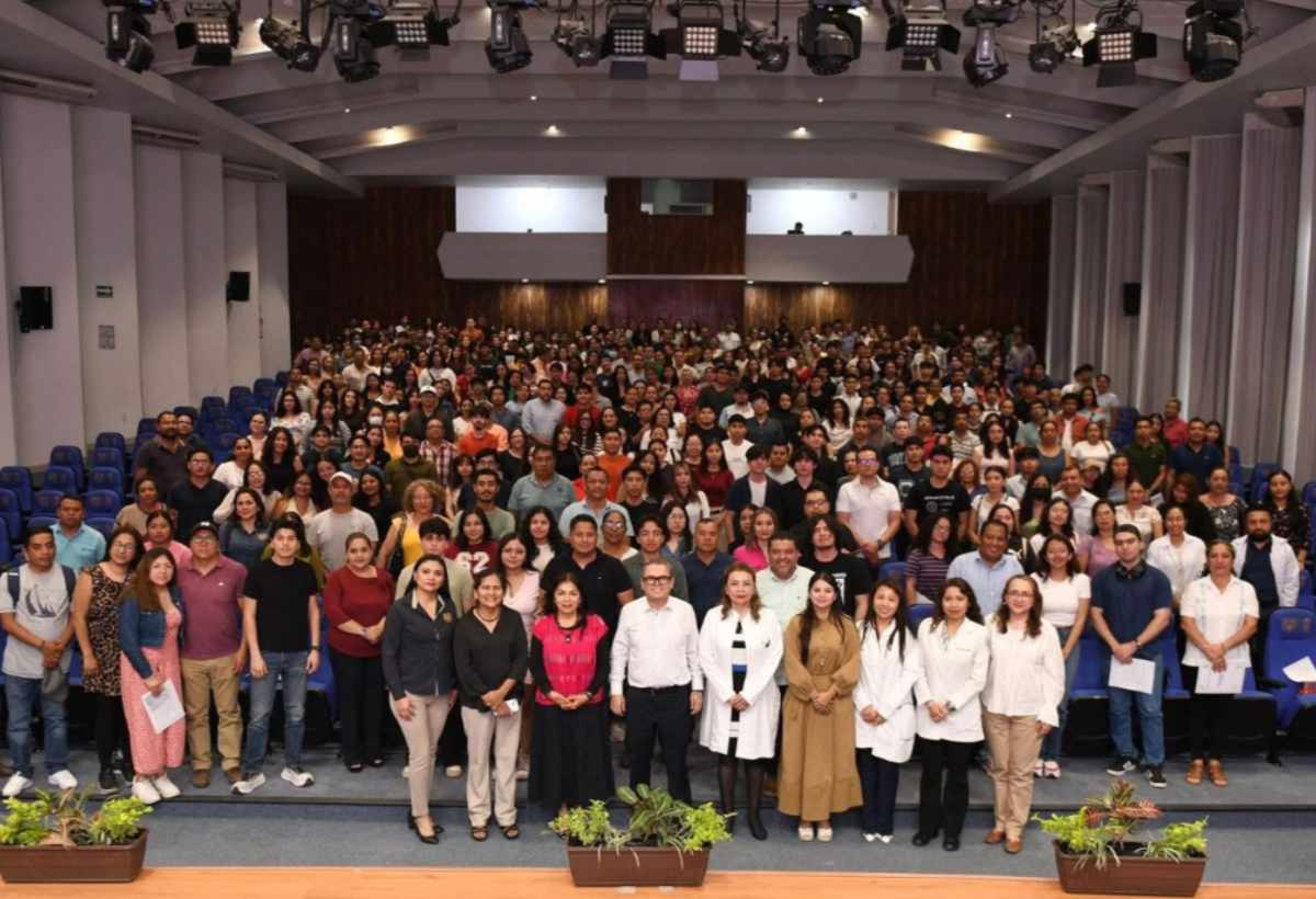 Dan bienvenida a la UNACH a estudiantes del curso de inducción de la Facultad de Medicina Humana