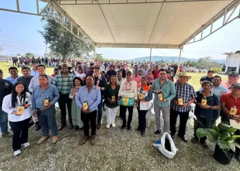 Promueven elaboración de lombricomposta en comunidades rurales de Berriozábal