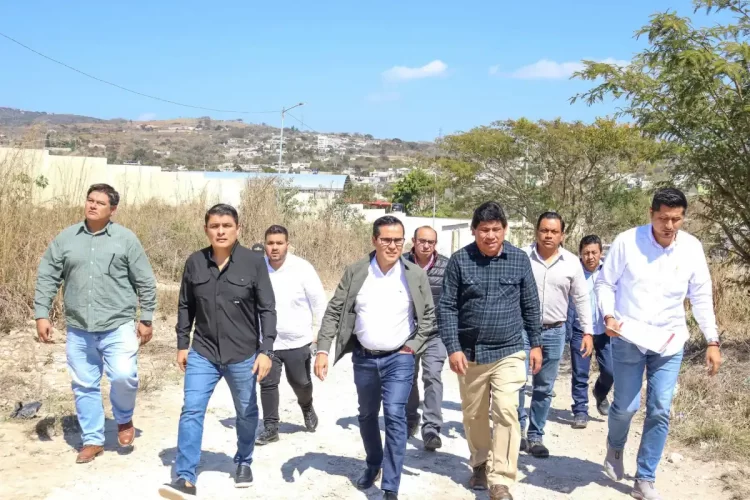 Realizan reunión de trabajo para la llegada de la Unicach a Berriozábal 