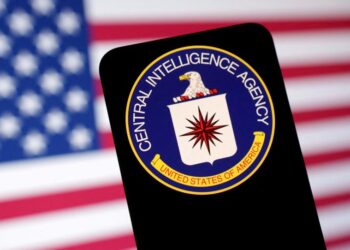 CIA intensifica campaña de reclutamiento de espías contra China