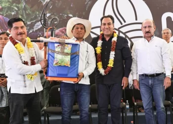 Eduardo Ramírez pone en marcha el programa más ambicioso para la cafeticultura en Chiapas