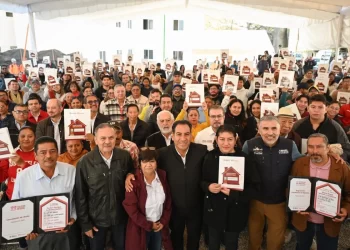 Eduardo Ramírez agradece a la presidenta por la entrega de viviendas a familias de Chiapas