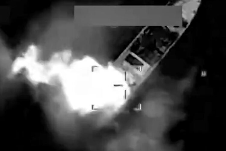 EU ataca otra lancha de presuntos narcotraficantes en el Pacífico; hay dos muertos