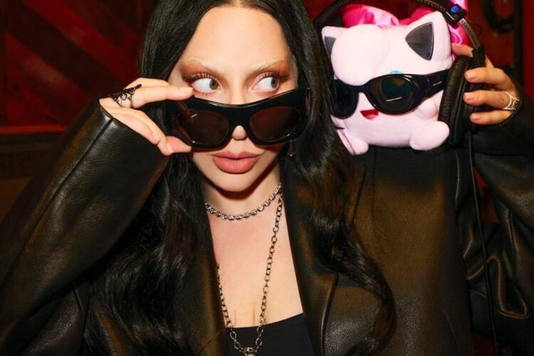 Lady Gaga sorprende al cantar con Jigglypuff