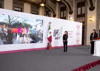 Llegada de 98.2 millones de visitantes internacionales a México en 2025 es resultado de la grandeza cultural: Presidenta