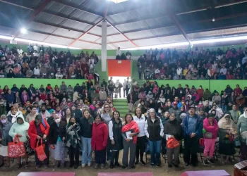 Ayuntamiento y DIF Municipal entregan apoyo alimentario a adultos mayores en San Cristóbal