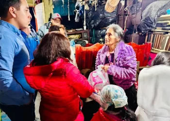 DIF Municipal brinda atención inmediata a familia vulnerable en San Cristóbal