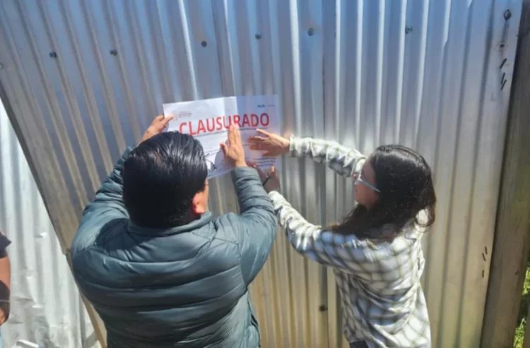 Clausuran actividades por presunto ecocidio en humedales de montaña