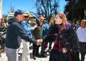 Fabiola Ricci realiza visita histórica a San Felipe Ecatepec 