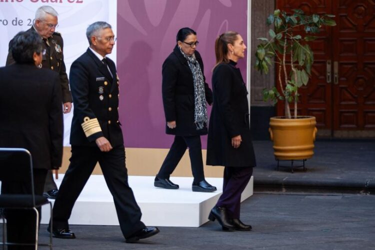 Sheinbaum se reúne con su gabinete en Palacio Nacional tras abatimiento de ‘El Mencho’