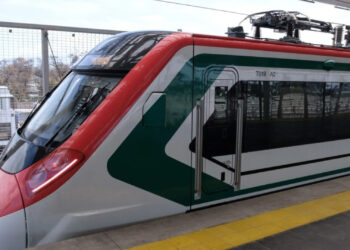 Sheinbaum evalúa avances en construcción de trenes de pasajeros