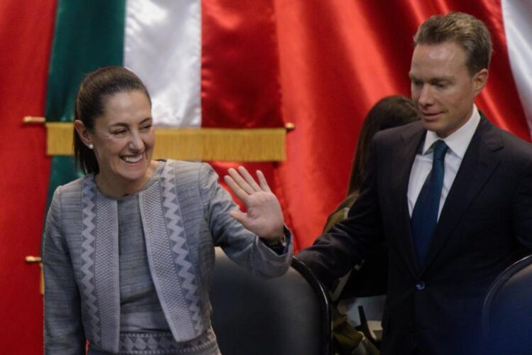 Sheinbaum niega reunión con Manuel Velasco tras ‘destapar’ a senadora al gobierno de SLP