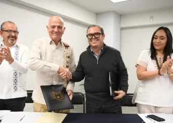 Suscriben UNACH y el CIEPS convenio de colaboración