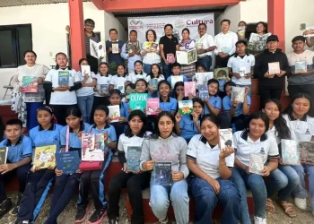 Con gran participación, Coneculta reabre biblioteca en Maravilla Tenejapa