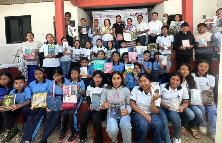 Con gran participación, Coneculta reabre biblioteca en Maravilla Tenejapa