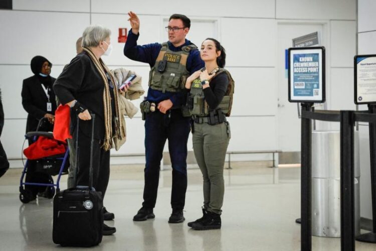Congreso de Estados Unidos sin acuerdo para resolver crisis en aeropuertos