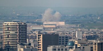 Irán ataca base militar de Estados Unidos cerca del aeropuerto de Bagdad, en Irak