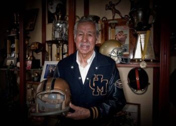 Muere Manuel Neri Fernández, leyenda del futbol americano universitario en México