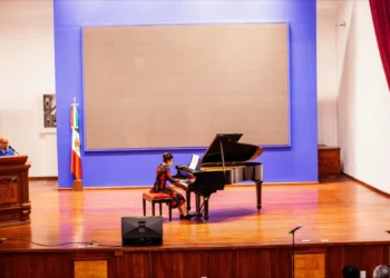 Se realiza con éxito la Noche de Piano organizada por la Fundación UNACH en SCLC