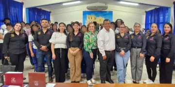 Poder Judicial del Estado visita la Prepa 5 de Tuxtla 