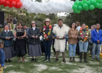 Inaugura Fabiola Ricci la calle Japón en la Comunidad de La Florecilla