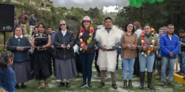 Inaugura Fabiola Ricci la calle Japón en la Comunidad de La Florecilla