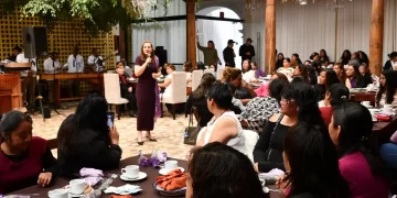 Mujeres de San Cristóbal refrendan respaldo a la alcaldesa Fabiola Ricci 