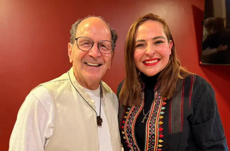 Se reúne Fabiola Ricci con el sacerdote Alejandro Solalinde