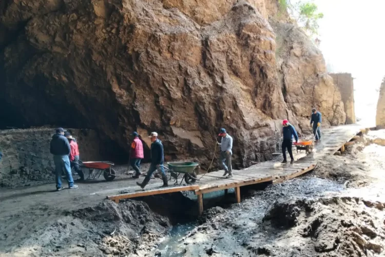 Refuerzan acciones preventivas en sumideros para proteger a San Cristóbal de inundaciones