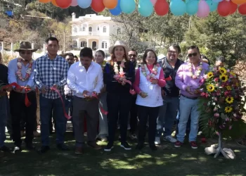 Ayuntamiento inaugura pavimentación de calle en la comunidad de Zacualpa