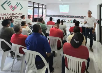 Sectur capacita a transportistas con “Anfitriones en Movimiento”