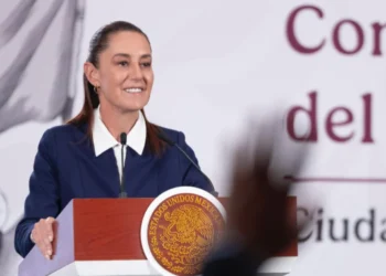 Presidenta entrega por primera vez títulos de concesión de agua a municipios de BC