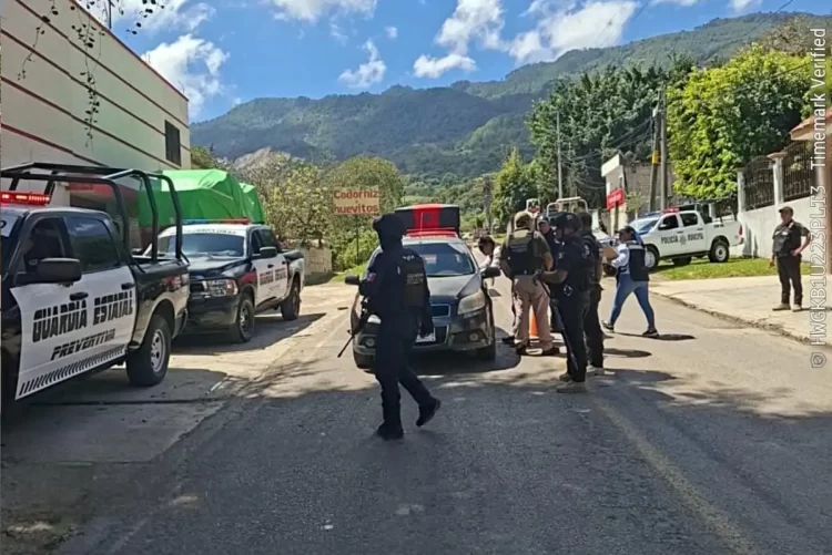 Continúan operativos de la SMyT para fortalecerseguridad vial y garantizar calidad en el servicio