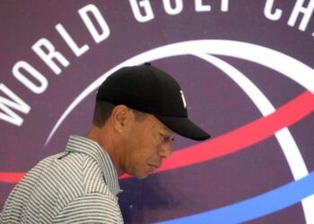 Tiger Woods arrestado en Florida tras aparatoso accidente por conducir bajo sospecha de intoxicación