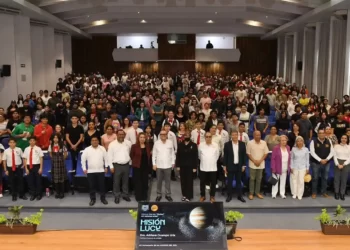 Dicta científica de la NASA conferencia magistral en la UNACH