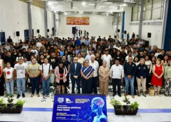Se imparte en la UNACH Conferencia Magistral “Inteligencia Artificial para todos”