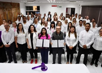 Suscriben UNACH y el TEECH convenio de colaboración