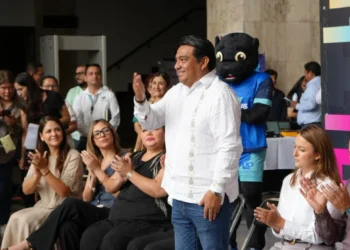 Impulsan a estudiantes en la Feria de la Juventud Chiapaneca 2026