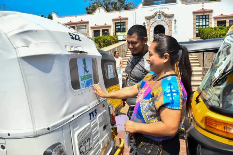 El transporte público se suma a la campaña “Berriozábal Vive Limpio”