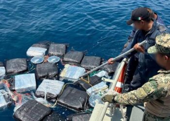¡Golpe al narco! Aseguran casi una tonelada de cocaína en costas de Chiapas