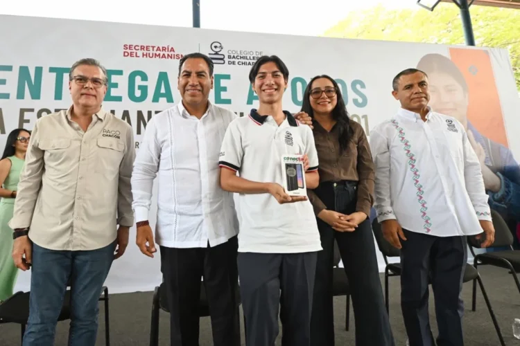 Eduardo Ramírez reafirma compromiso con la educación y el bienestar de las juventudes