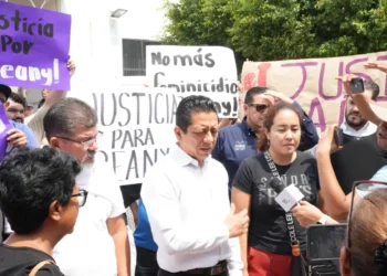 En Tapachula, fiscal general se reúne con familiares de Beany y Óscar José