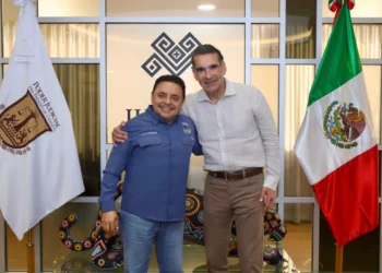Juan Carlos Moreno Guillén se reúne con el senador Luis Armando Melgar