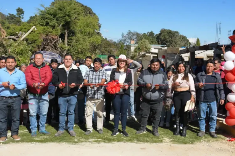 Inauguran calle en Huitepec Las Palmas 