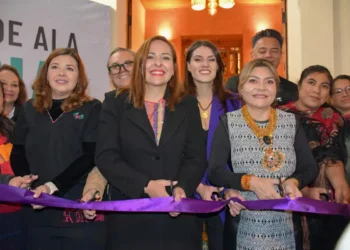 Impulsan economía y cultura en Los Altos con apertura de “Alas Artesanales” en SCLC