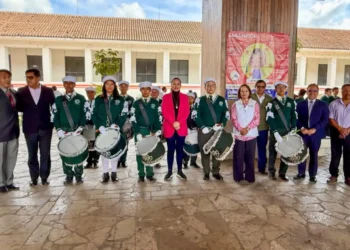 Encabeza Ayuntamiento de San Cristóbal homenaje cívico 