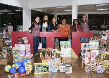 Entregan más de 14 mil juguetes a niñas y niños de San Cristóbal