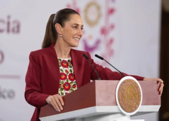 Queremos más obra para mejorar la vida de las personas y tener conectado al país: Sheinbaum 