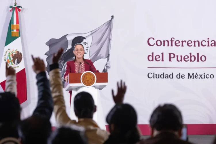 Presidenta anuncia decreto para crear el Servicio Universal de Salud